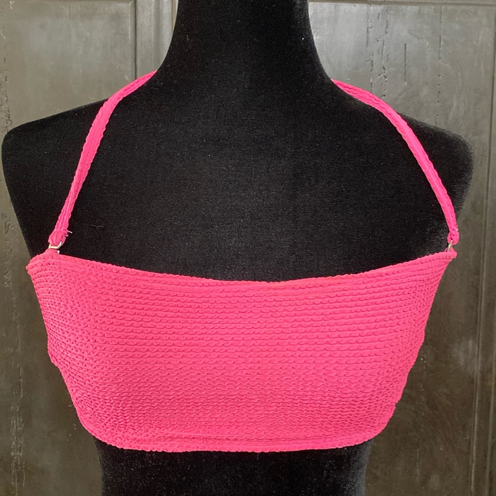 True Craft bikini hot pink top - size Medium